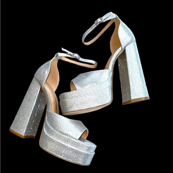 SHOEDAZZLE Platform Ankle Strap Open Toe Sandal - NWT - Picture 2 of 5